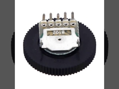 Ein Schaltgetriebepotentiometer R1001